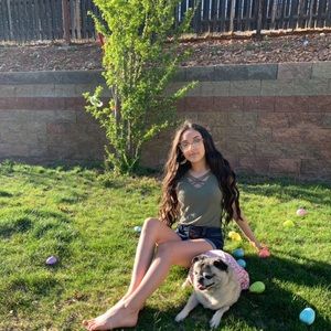 Meet your Posher, Jocelyn